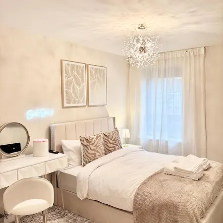 Lux - 2br Centre - Ground Floor With Free Parking * Лидс