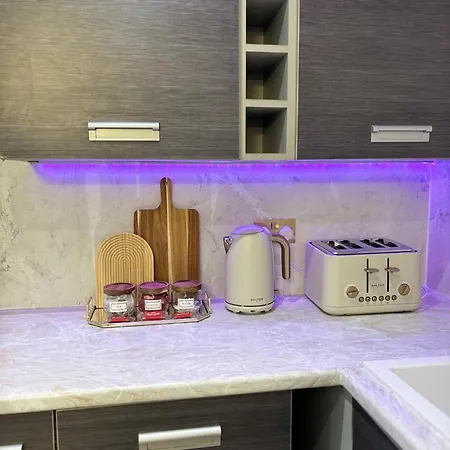 Appartement Lux - 2br Centre - Ground Floor With Free Parking *